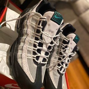 SOLD. Air Max 95